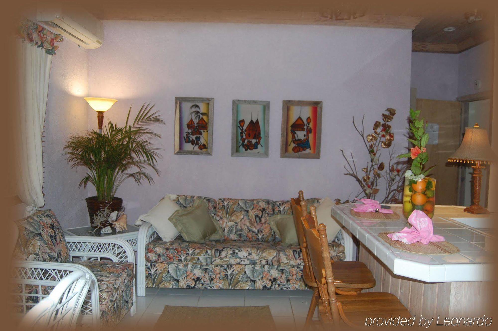 The Sugar Apple Lodging Dunmore Town Екстер'єр фото