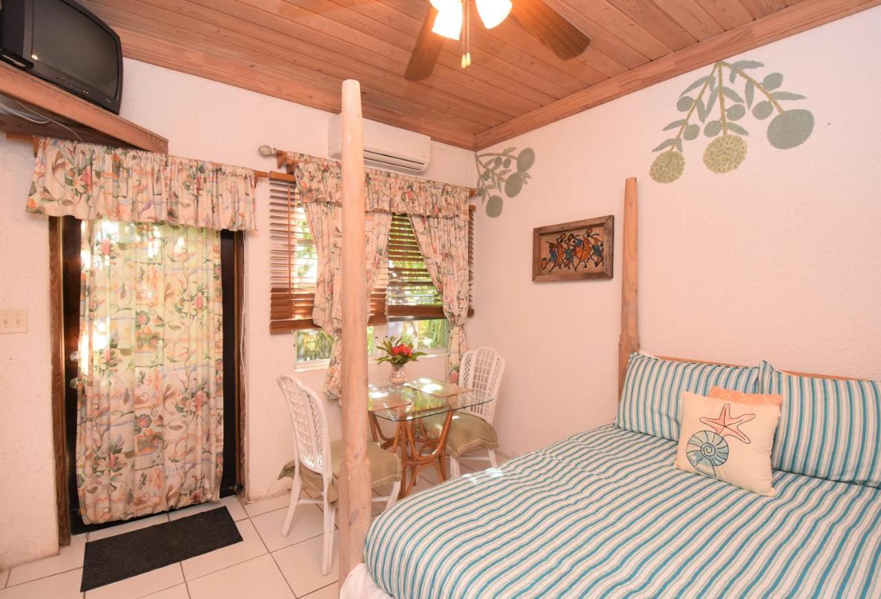 The Sugar Apple Lodging Dunmore Town Екстер'єр фото