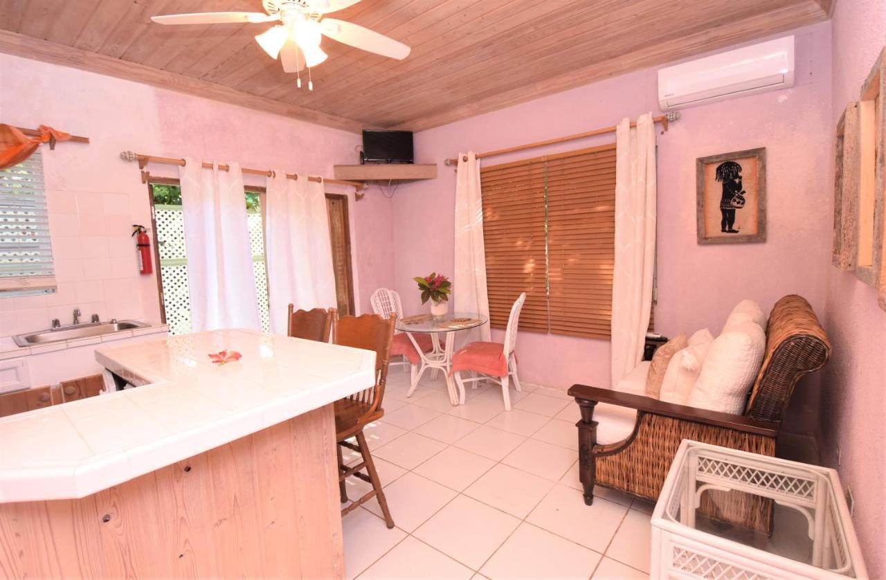 The Sugar Apple Lodging Dunmore Town Екстер'єр фото