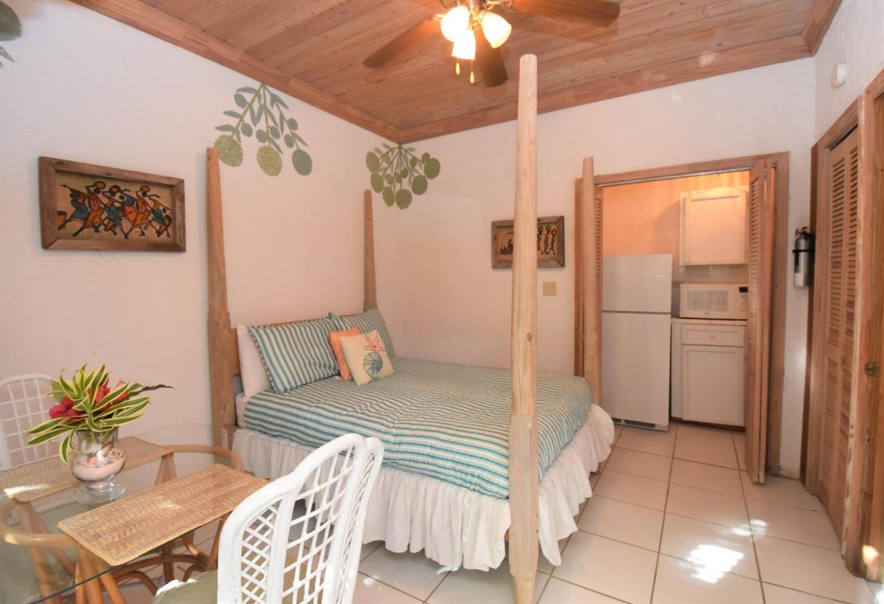 The Sugar Apple Lodging Dunmore Town Екстер'єр фото