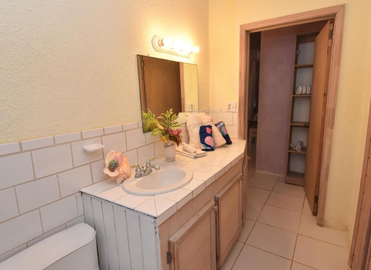 The Sugar Apple Lodging Dunmore Town Екстер'єр фото