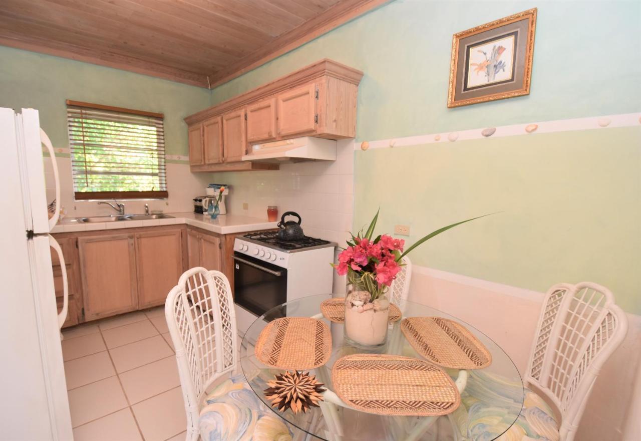 The Sugar Apple Lodging Dunmore Town Екстер'єр фото