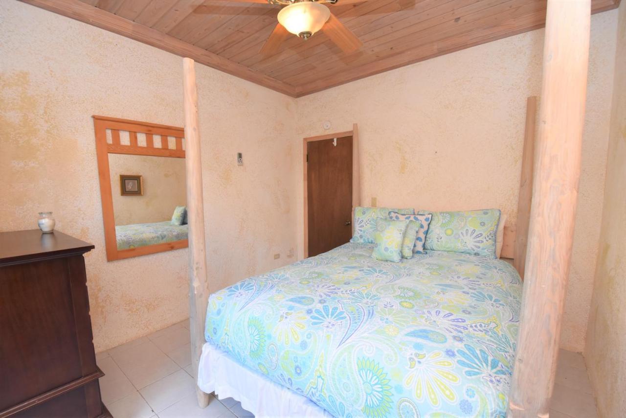 The Sugar Apple Lodging Dunmore Town Екстер'єр фото